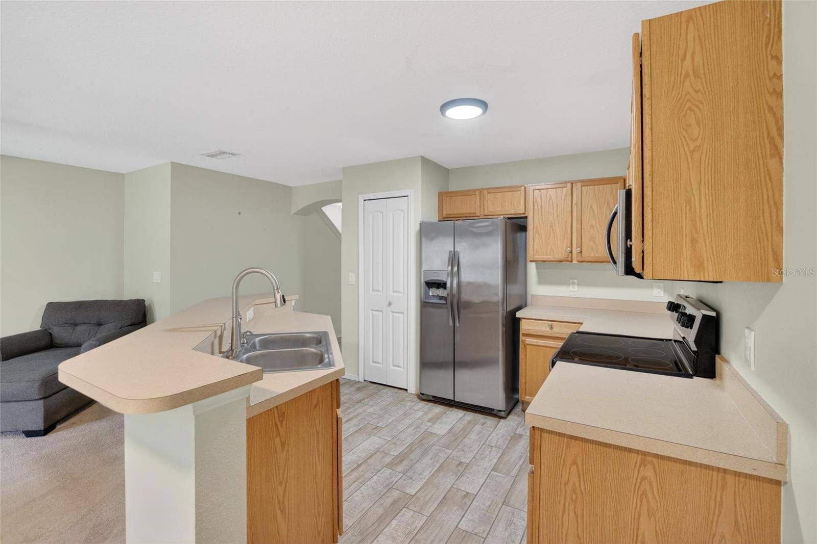 2605 OLEANDER LAKES DRIVE, Brandon, FL 33511 2605 OLEANDER LAKES DRIVE, Brandon, FL 33511