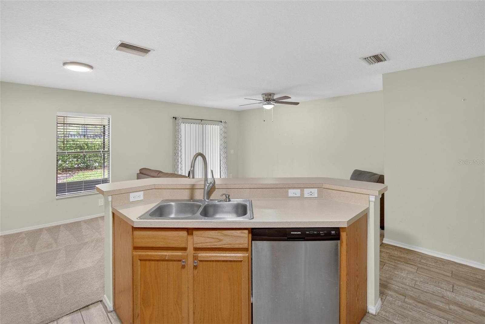 2605 OLEANDER LAKES DRIVE, Brandon, FL 33511 2605 OLEANDER LAKES DRIVE, Brandon, FL 33511
