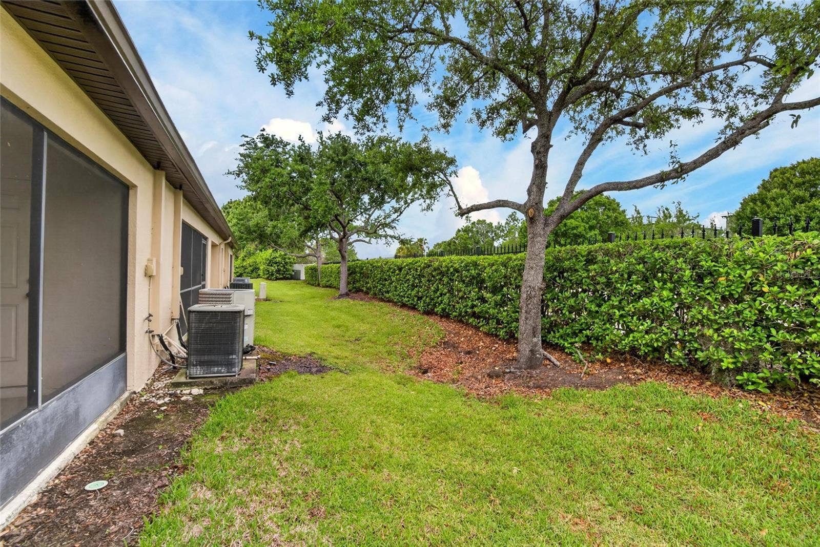 2605 OLEANDER LAKES DRIVE, Brandon, FL 33511 2605 OLEANDER LAKES DRIVE, Brandon, FL 33511