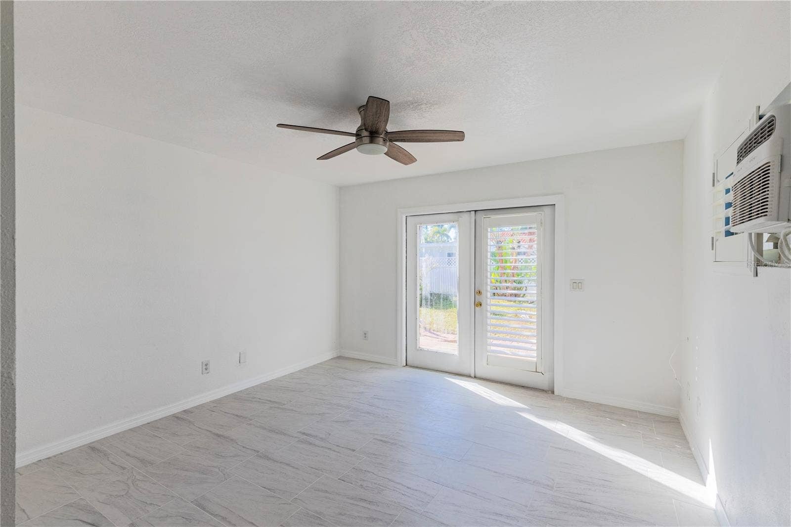 944 BRUCE AVENUE, Clearwater, FL 33767 MAIN HOUSE