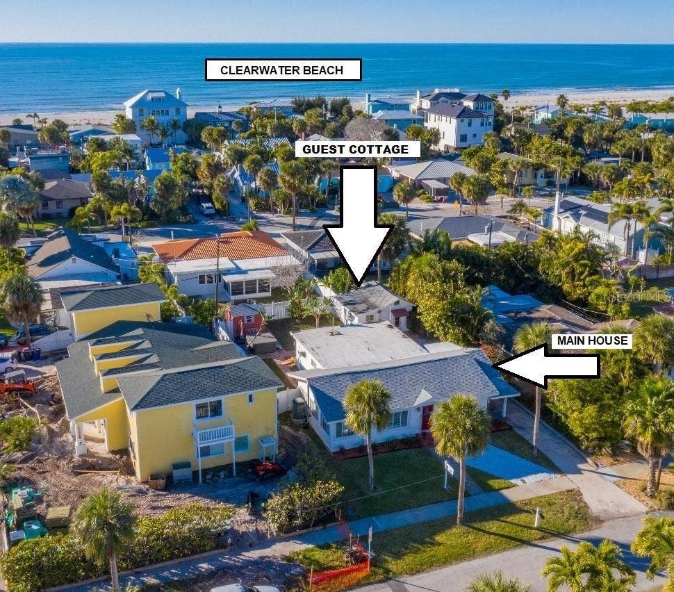 944 BRUCE AVENUE, Clearwater, FL 33767 MAIN/GUEST HOUSES & BEACH