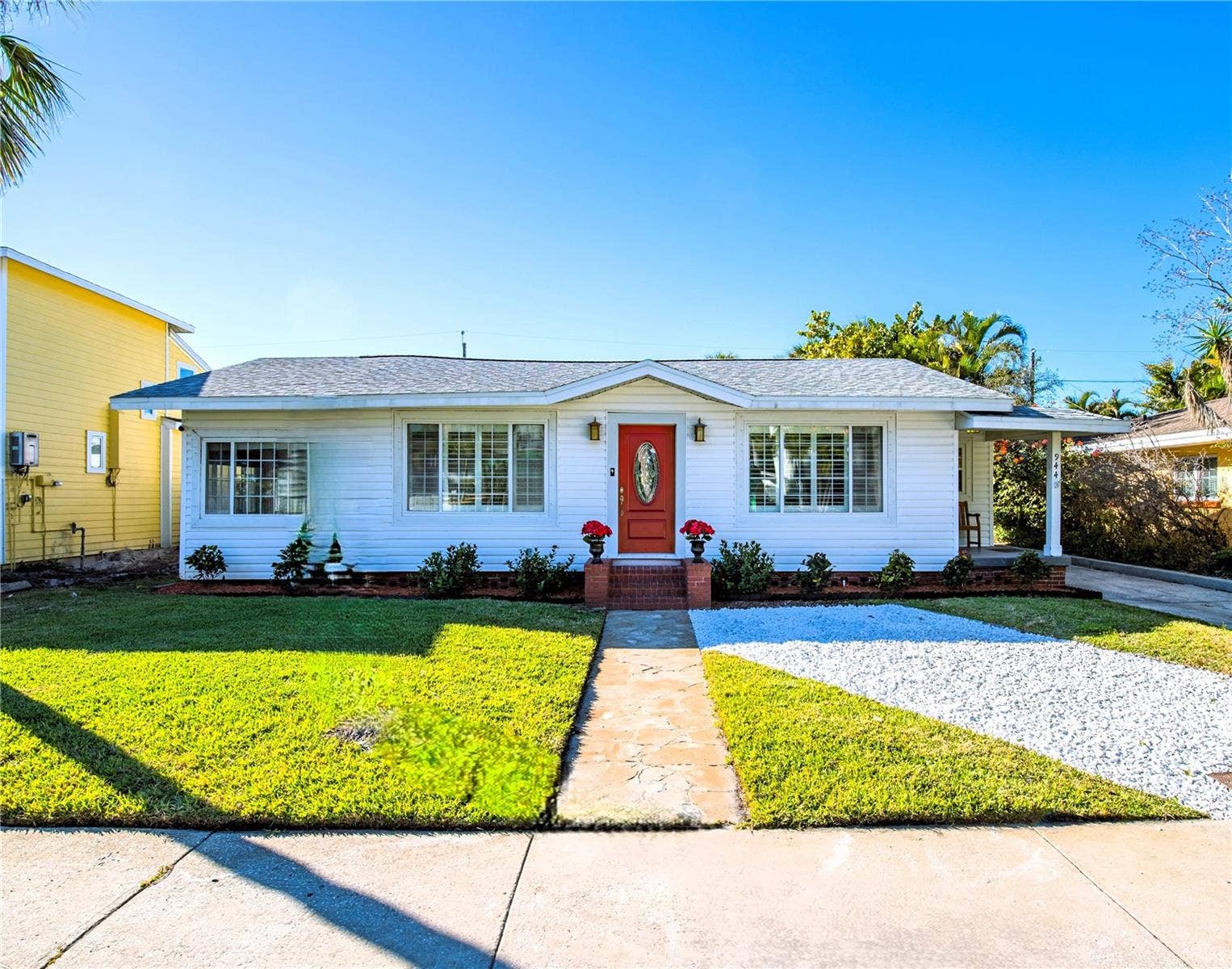 944 BRUCE AVENUE, Clearwater, FL 33767 MAIN HOUSE