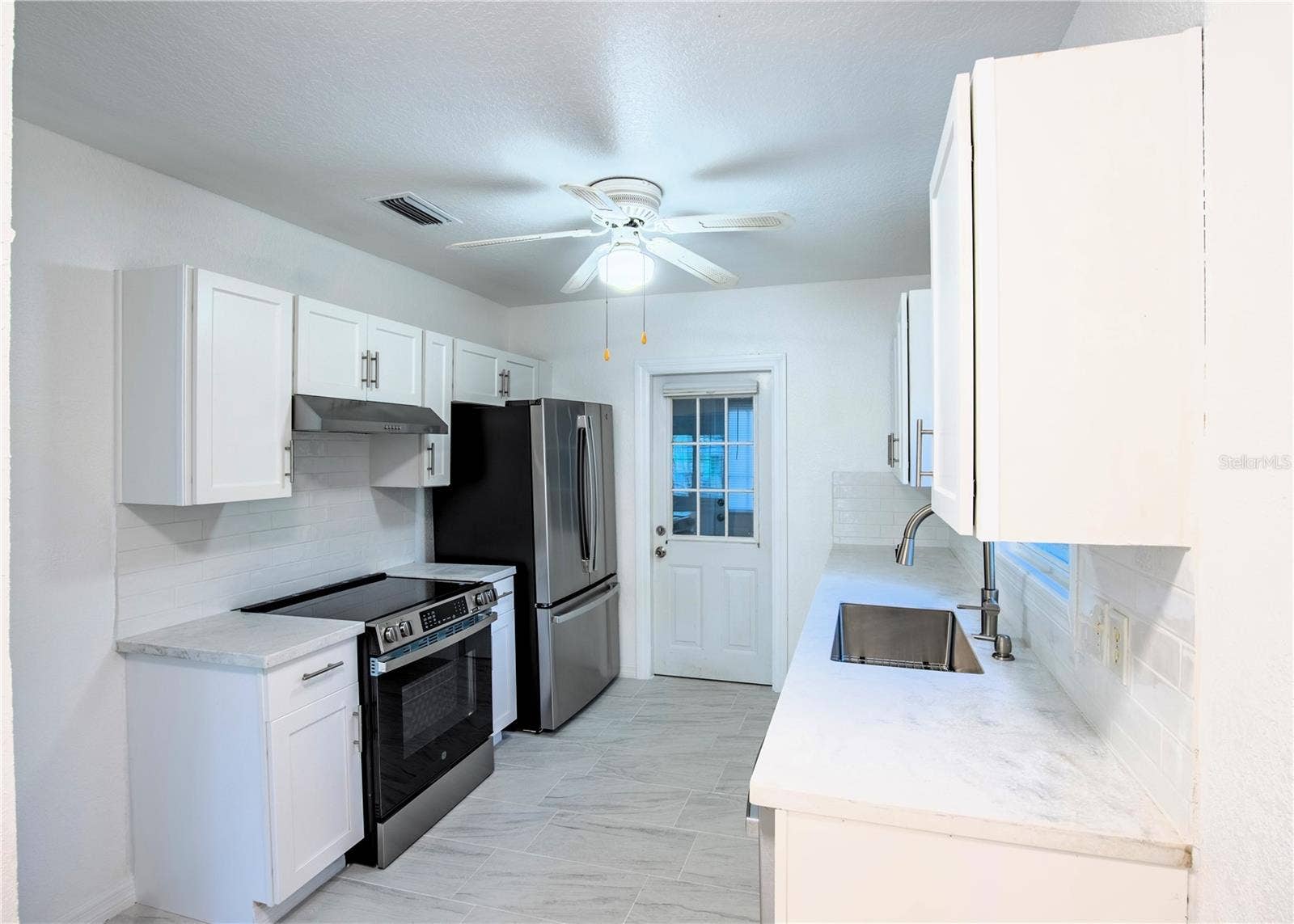 944 BRUCE AVENUE, Clearwater, FL 33767 MAIN HOUSE