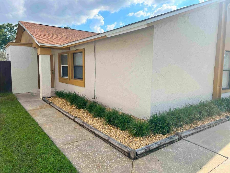 Property photo for 5128 SPRINGWOOD DRIVE, Tampa, FL