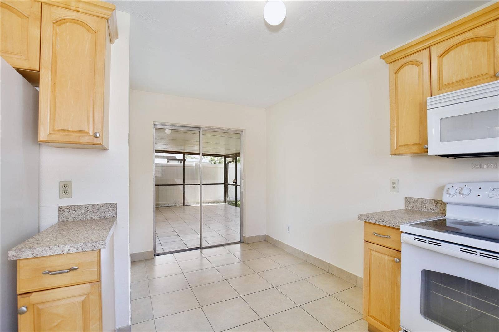 2067 PAPRIKA DRIVE, Orlando, FL 32837 2067 PAPRIKA DRIVE, Orlando, FL 32837