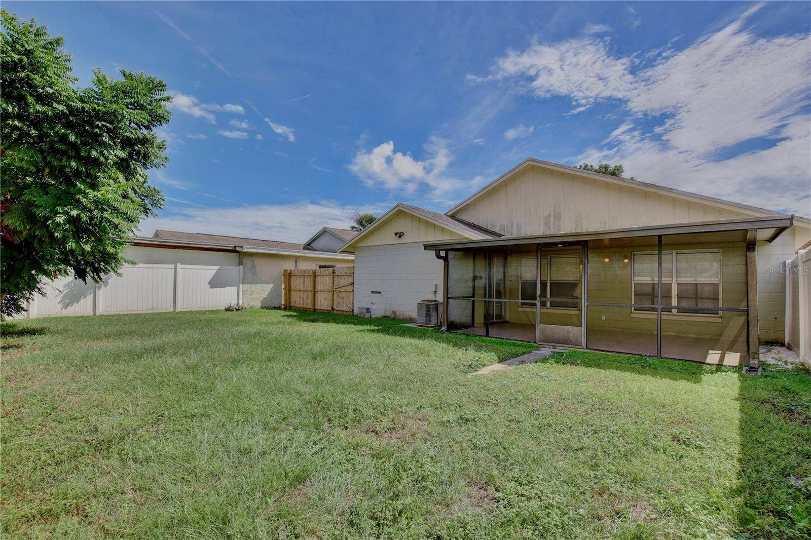 2067 PAPRIKA DRIVE, Orlando, FL 32837 2067 PAPRIKA DRIVE, Orlando, FL 32837