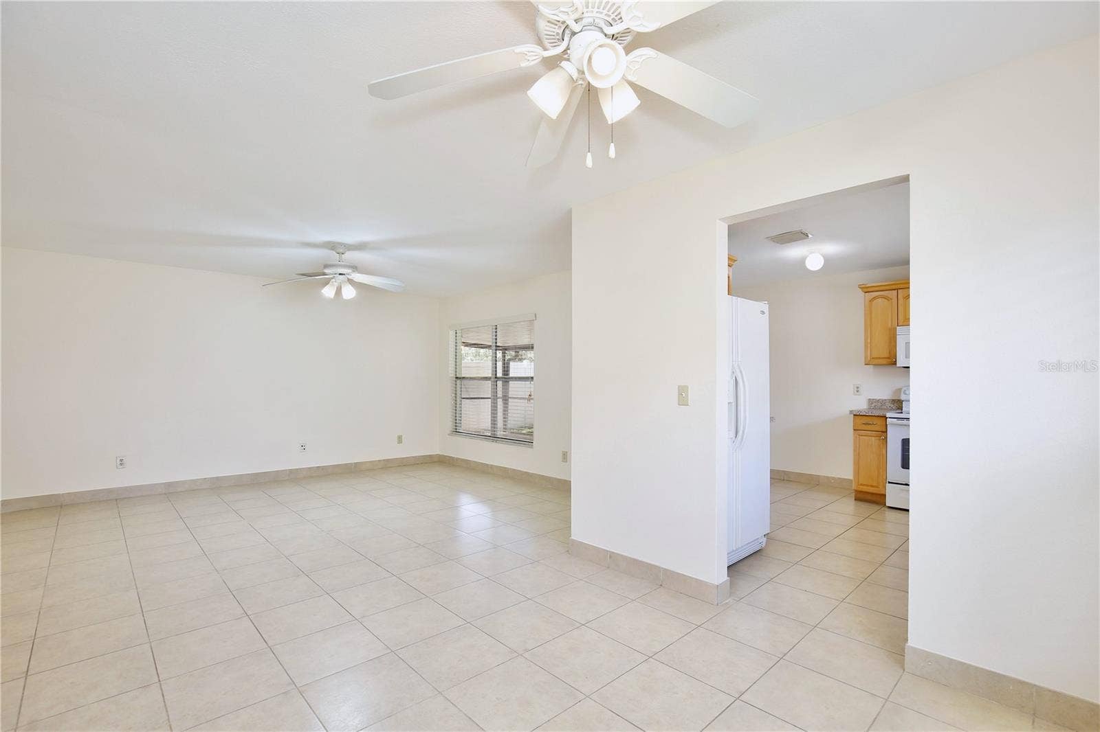 2067 PAPRIKA DRIVE, Orlando, FL 32837 2067 PAPRIKA DRIVE, Orlando, FL 32837