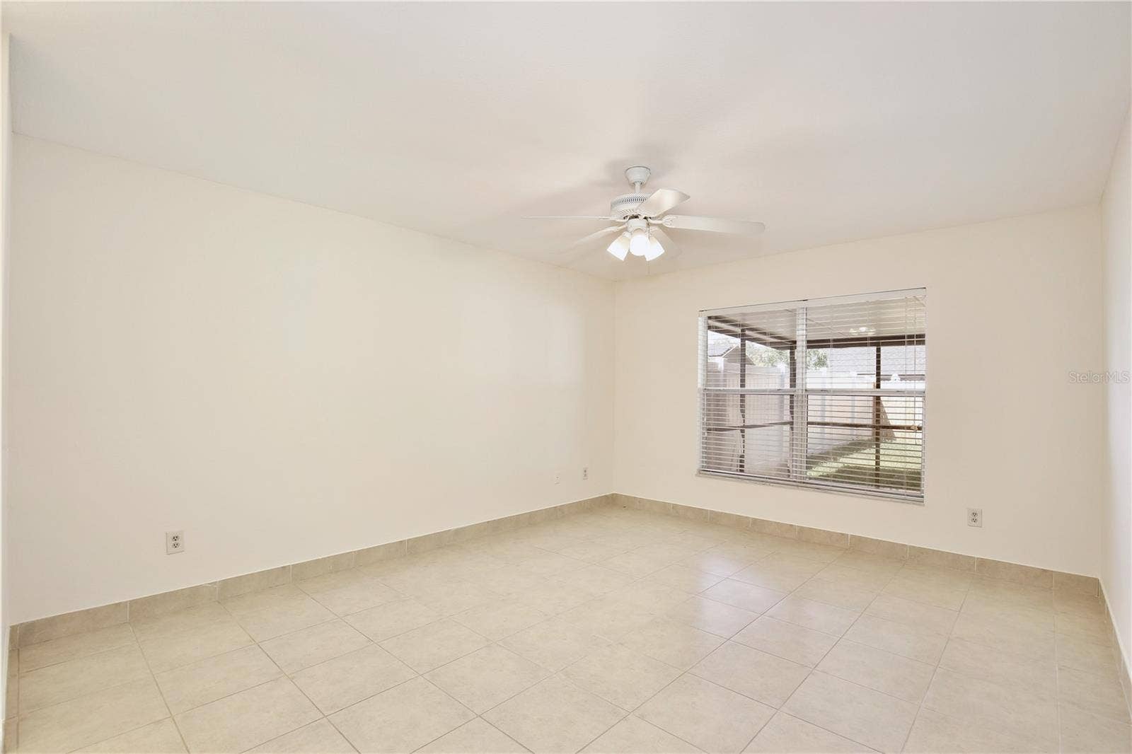 2067 PAPRIKA DRIVE, Orlando, FL 32837 2067 PAPRIKA DRIVE, Orlando, FL 32837