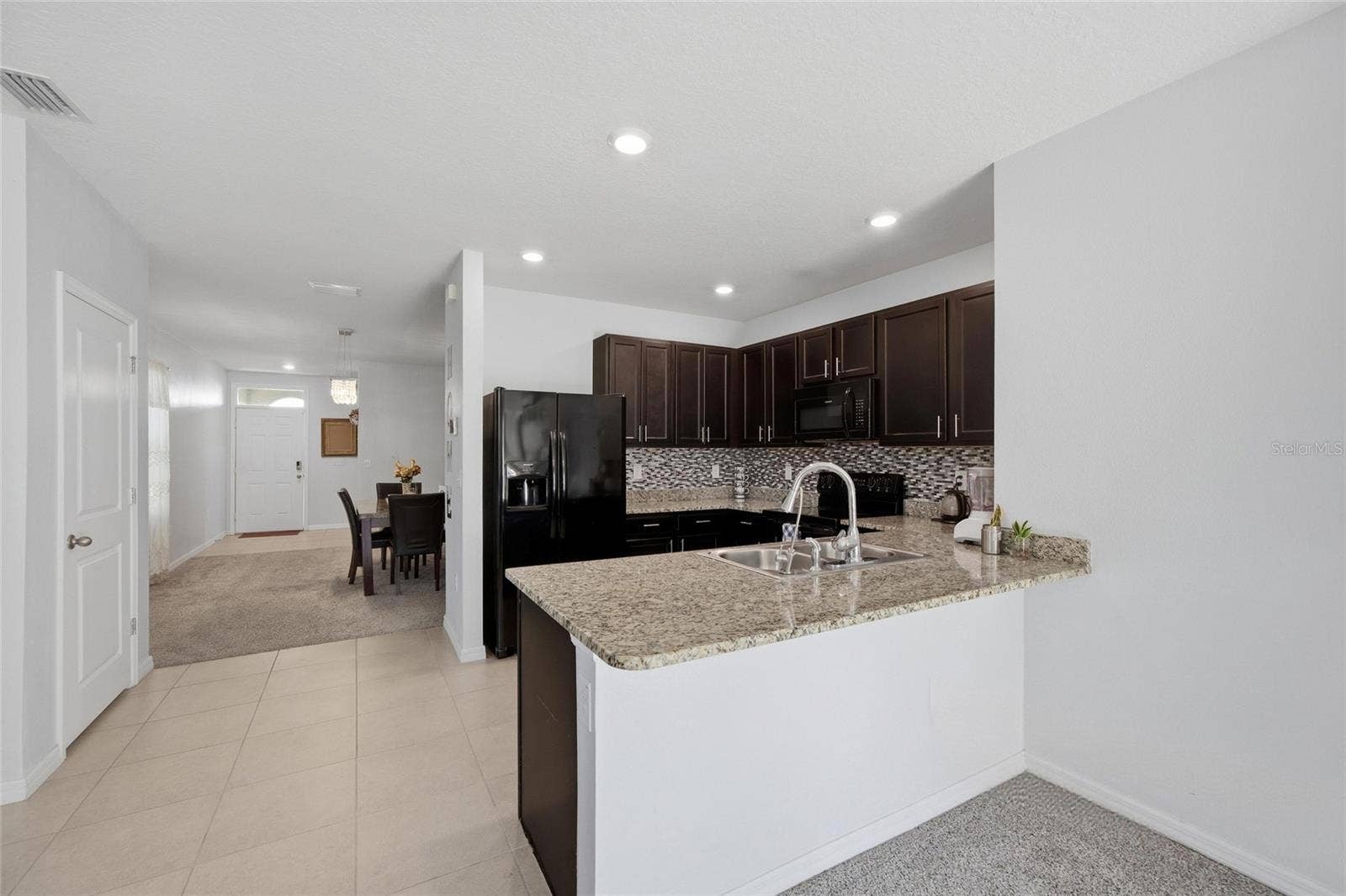 8204 PELICAN REED CIRCLE, Wesley Chapel, FL 33545