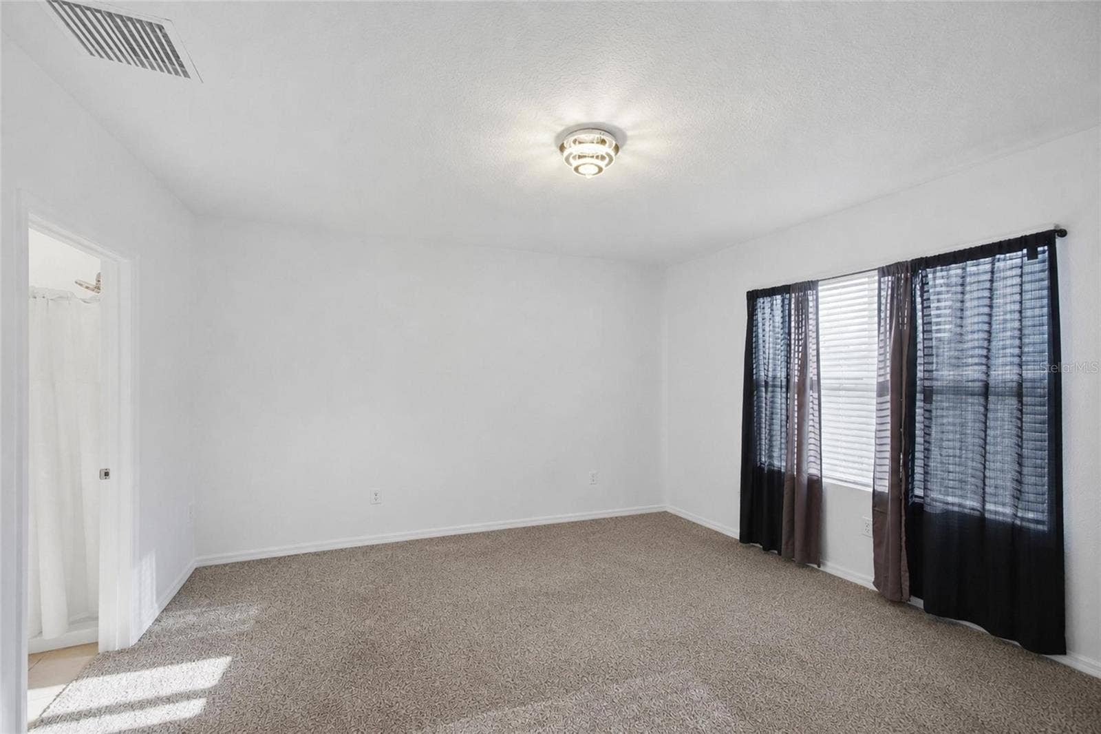 8204 PELICAN REED CIRCLE, Wesley Chapel, FL 33545