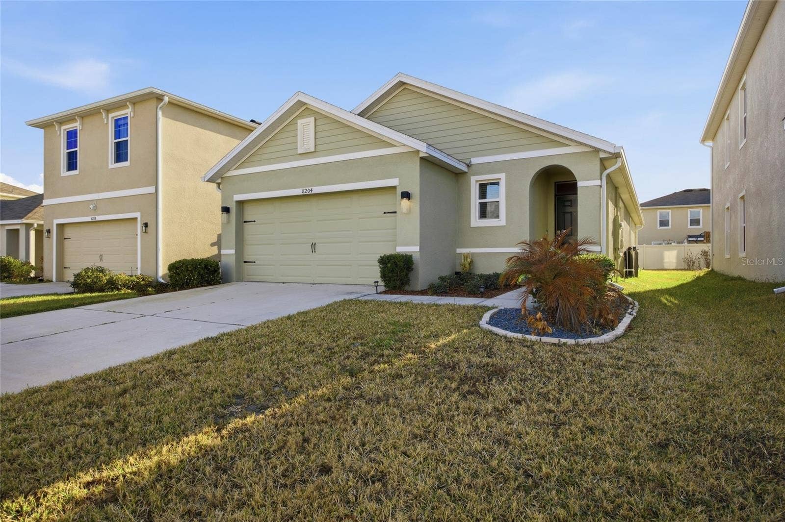 8204 PELICAN REED CIRCLE, Wesley Chapel, FL 33545