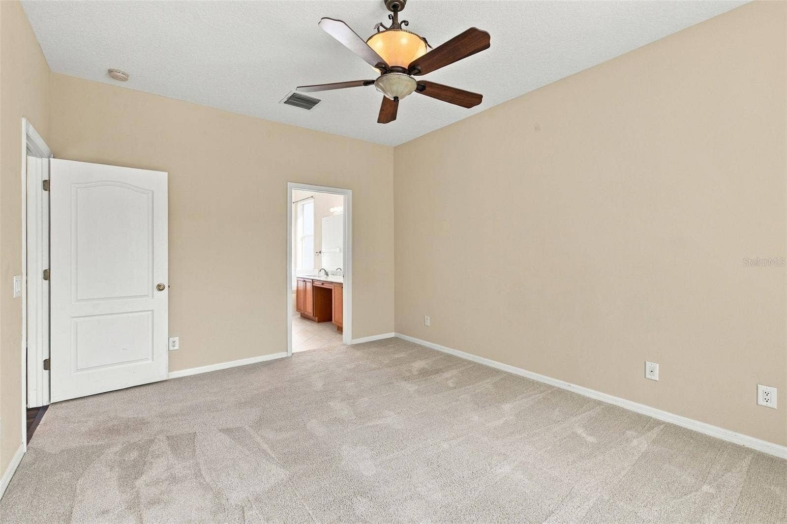 18852 NARIMORE DRIVE, Land O Lakes, FL 34638 18852 NARIMORE DRIVE, Land O Lakes, FL 34638