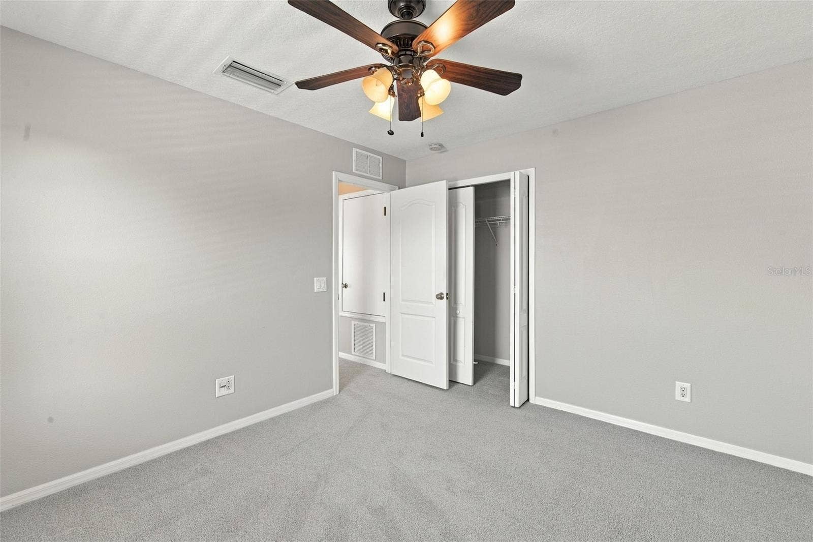 18852 NARIMORE DRIVE, Land O Lakes, FL 34638 18852 NARIMORE DRIVE, Land O Lakes, FL 34638