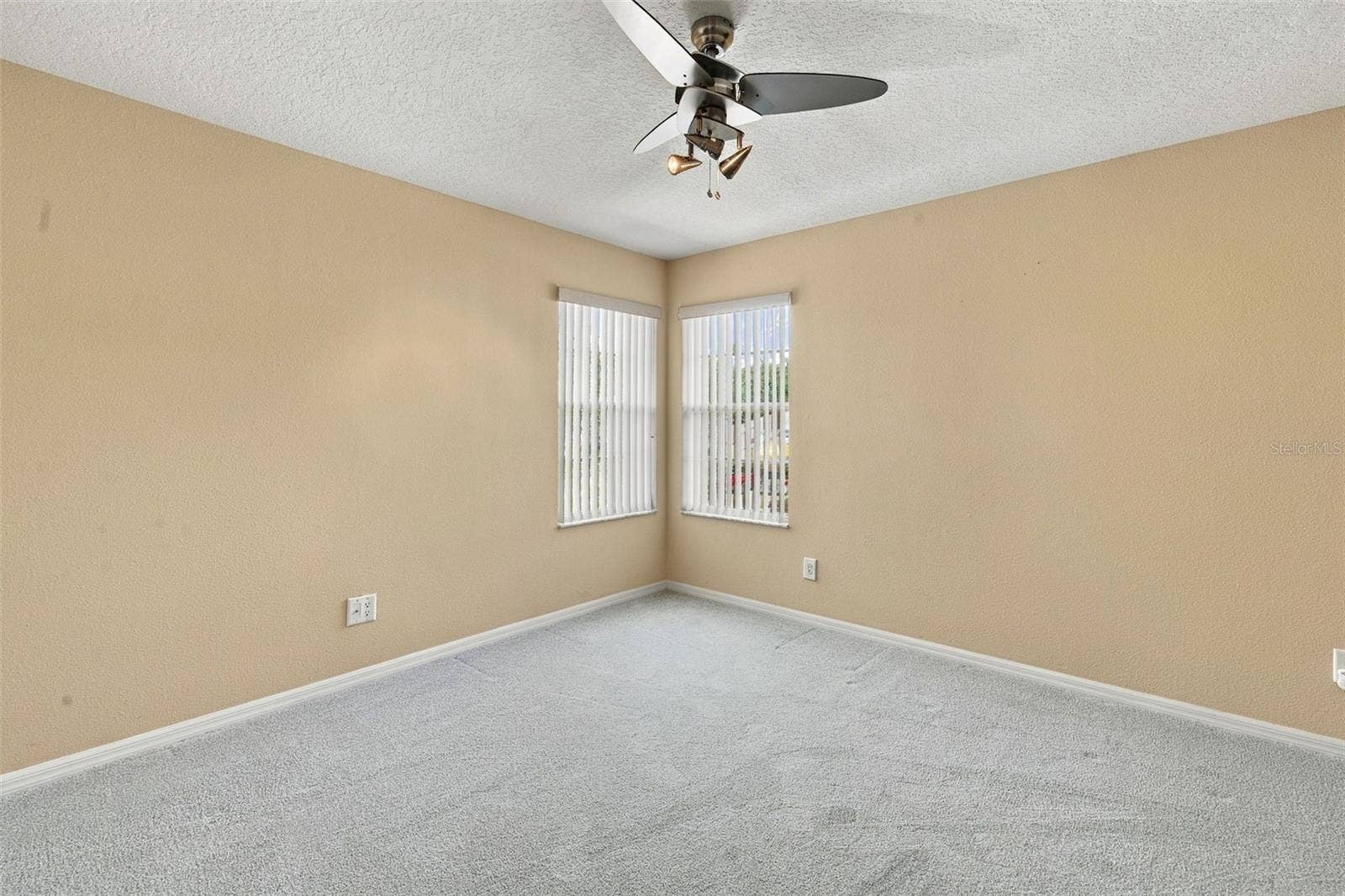 18852 NARIMORE DRIVE, Land O Lakes, FL 34638 18852 NARIMORE DRIVE, Land O Lakes, FL 34638