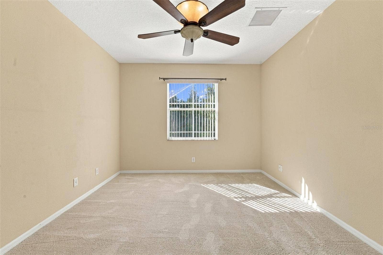 18852 NARIMORE DRIVE, Land O Lakes, FL 34638 18852 NARIMORE DRIVE, Land O Lakes, FL 34638
