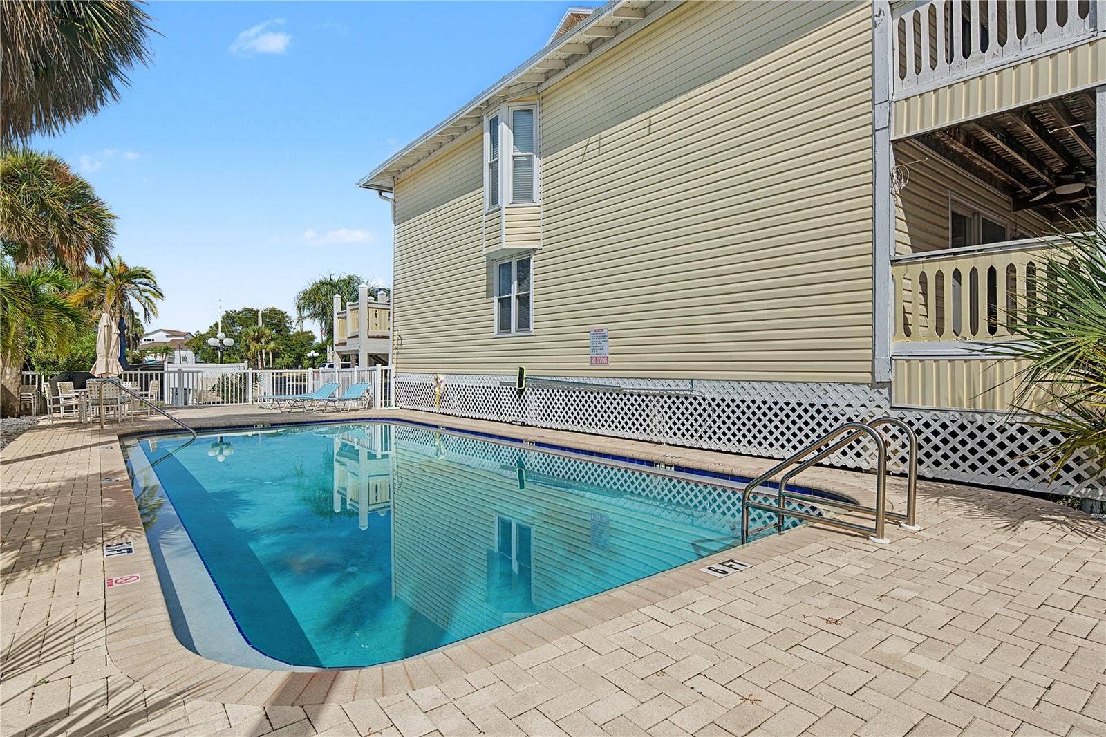 10399 PARADISE BOULEVARD, #107, Treasure Island, FL 33706 10399 PARADISE BOULEVARD, #107, Treasure Island, FL 33706
