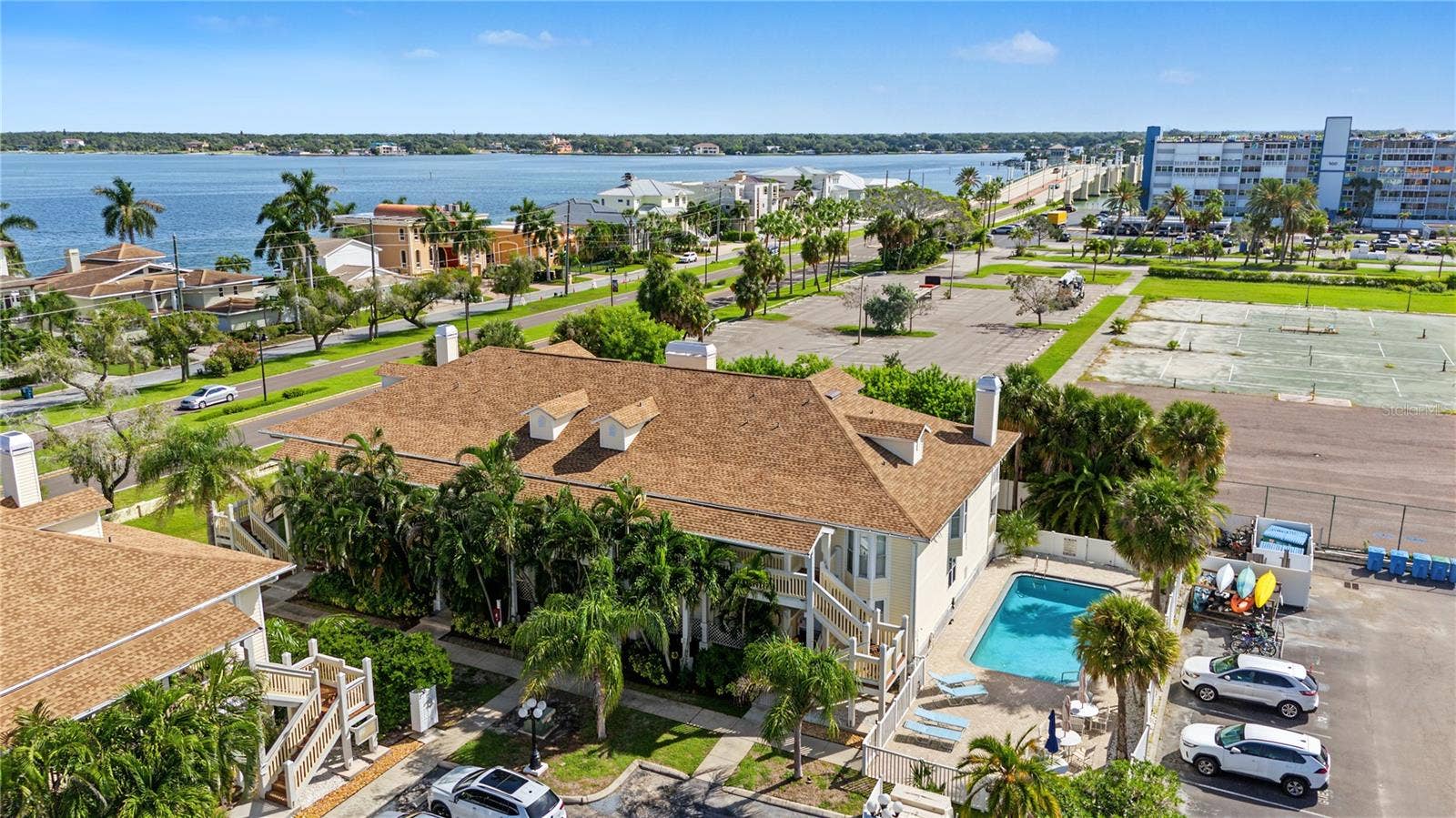 10399 PARADISE BOULEVARD, #107, Treasure Island, FL 33706 10399 PARADISE BOULEVARD, #107, Treasure Island, FL 33706
