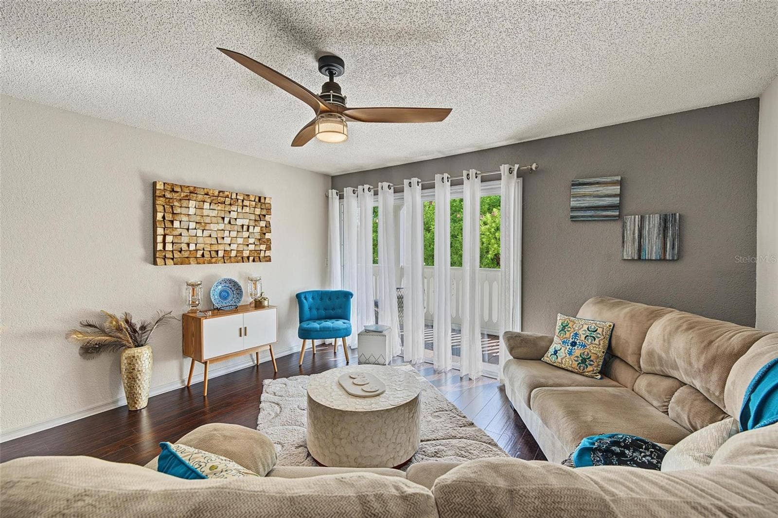 10399 PARADISE BOULEVARD, #107, Treasure Island, FL 33706 10399 PARADISE BOULEVARD, #107, Treasure Island, FL 33706