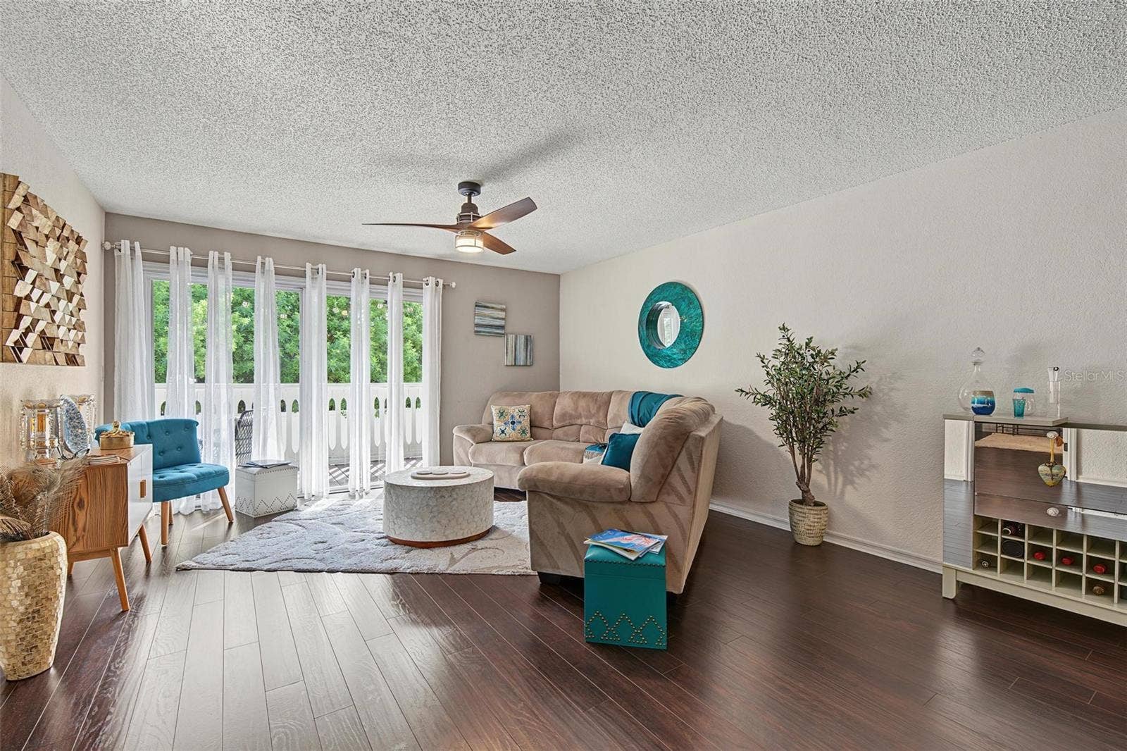 10399 PARADISE BOULEVARD, #107, Treasure Island, FL 33706 10399 PARADISE BOULEVARD, #107, Treasure Island, FL 33706