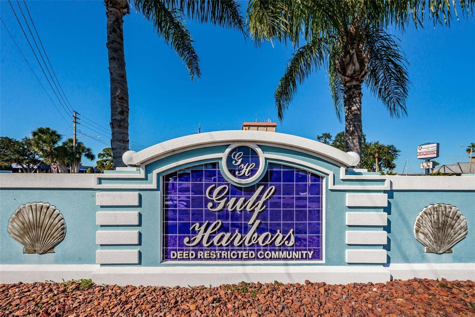 Gulf Harbors Private Beach Club-extra fee