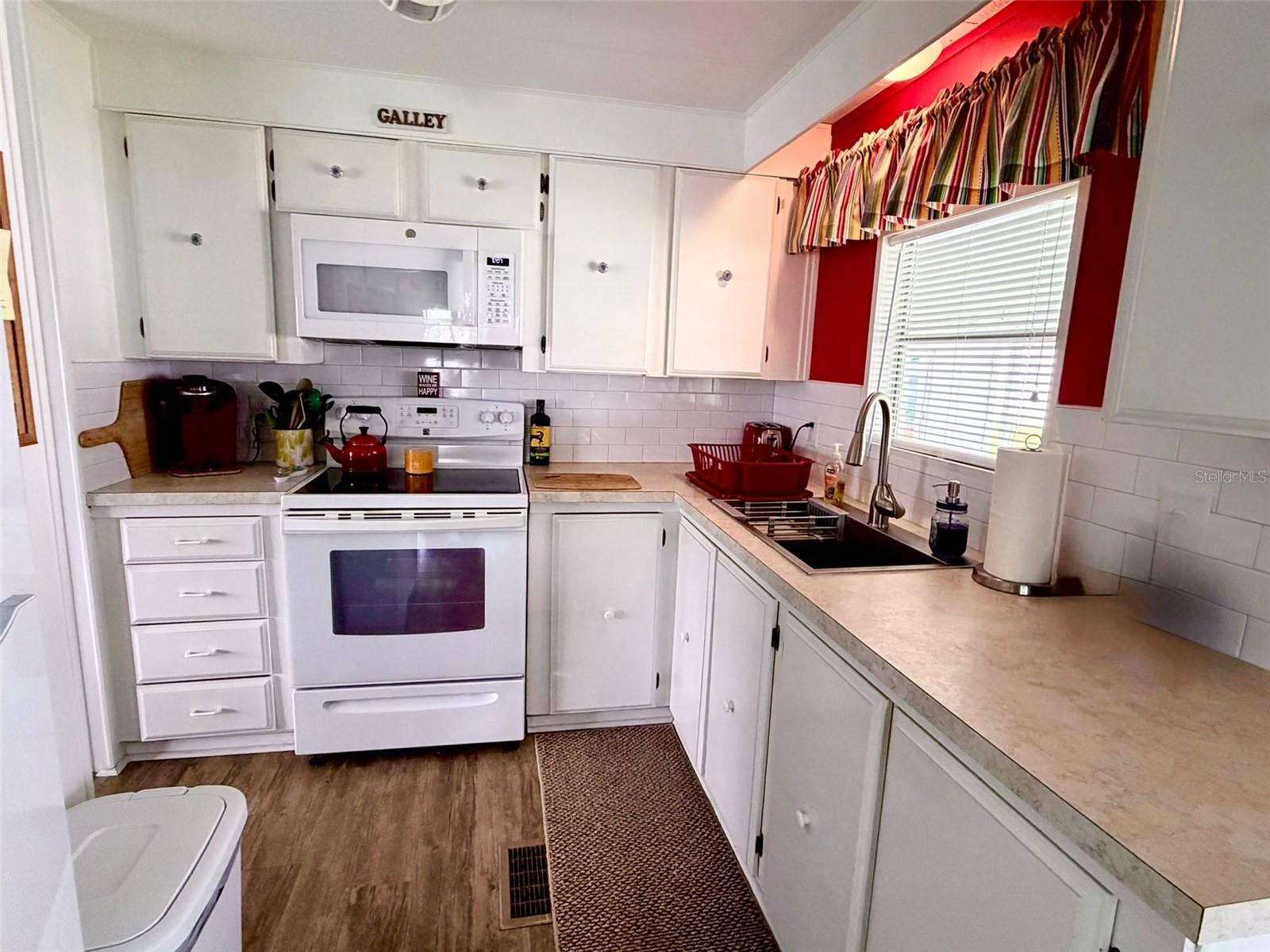 2270 PALAZZA DRIVE, #72, Sarasota, FL 34238 2270 PALAZZA DRIVE, #72, Sarasota, FL 34238