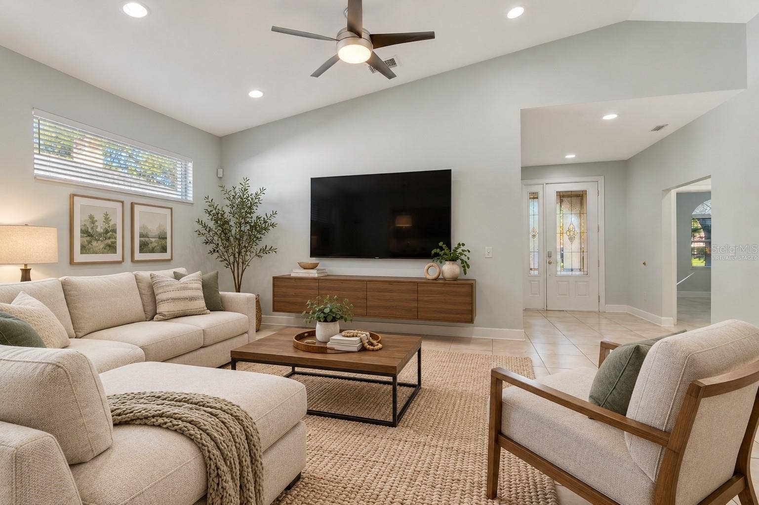 3816 W ESTRELLA STREET, Tampa, FL 33629 Virtually Staged Living Room