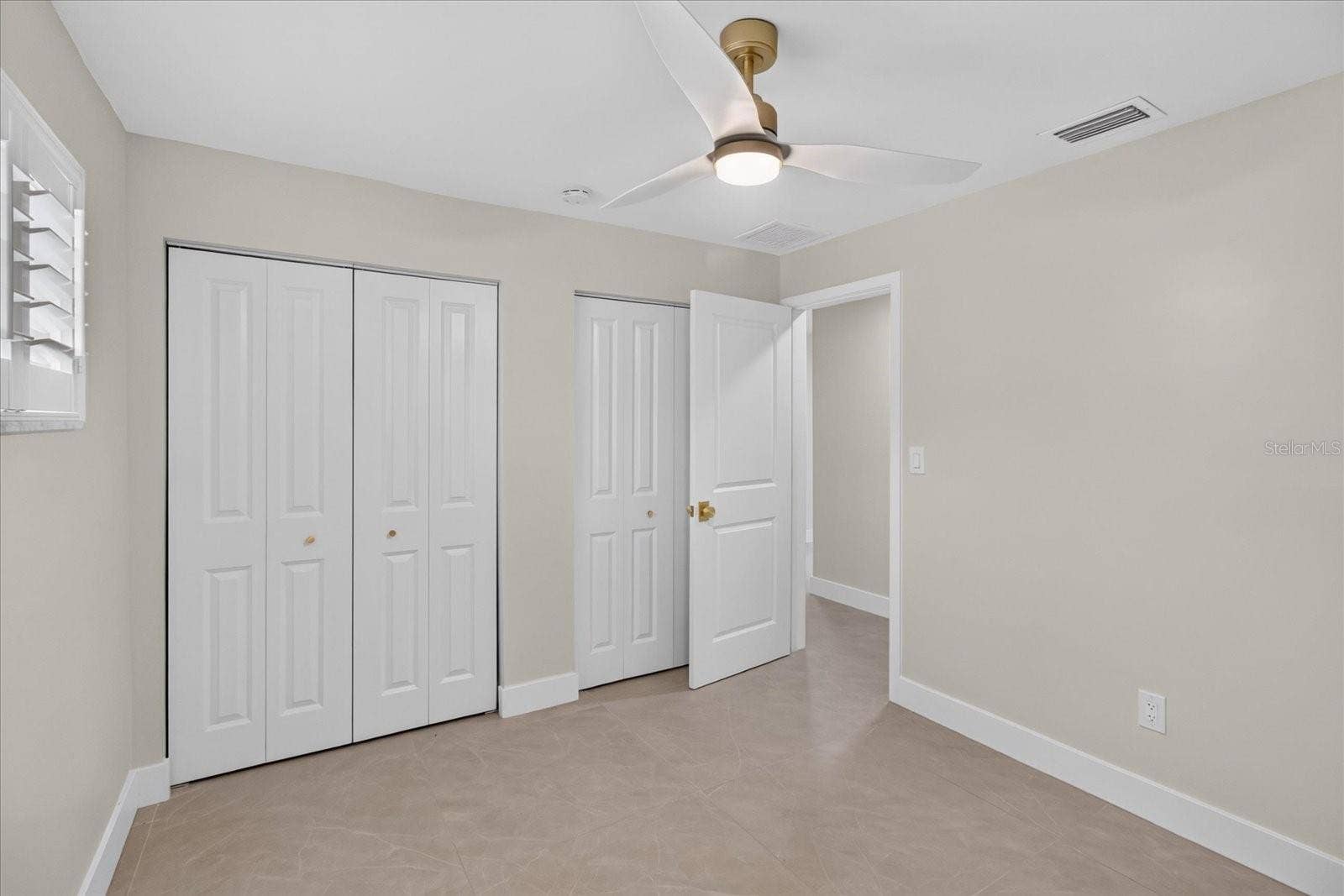 10100 PARADISE BOULEVARD, Treasure Island, FL 33706 10100 PARADISE BOULEVARD, Treasure Island, FL 33706