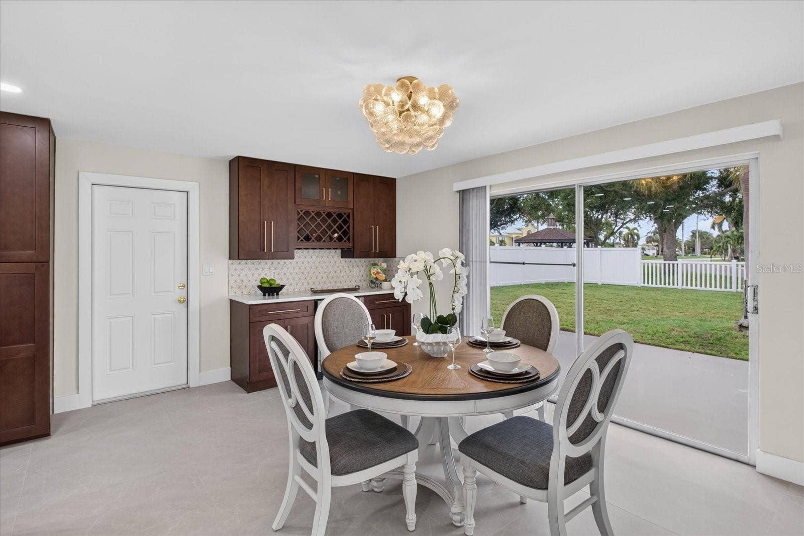 10100 PARADISE BOULEVARD, Treasure Island, FL 33706 10100 PARADISE BOULEVARD, Treasure Island, FL 33706