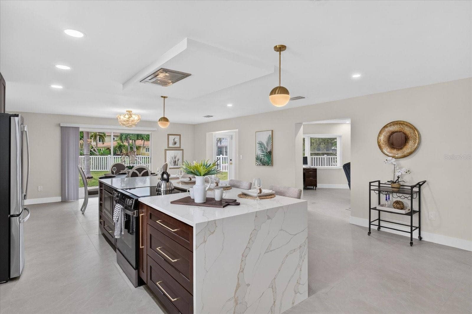 10100 PARADISE BOULEVARD, Treasure Island, FL 33706 10100 PARADISE BOULEVARD, Treasure Island, FL 33706
