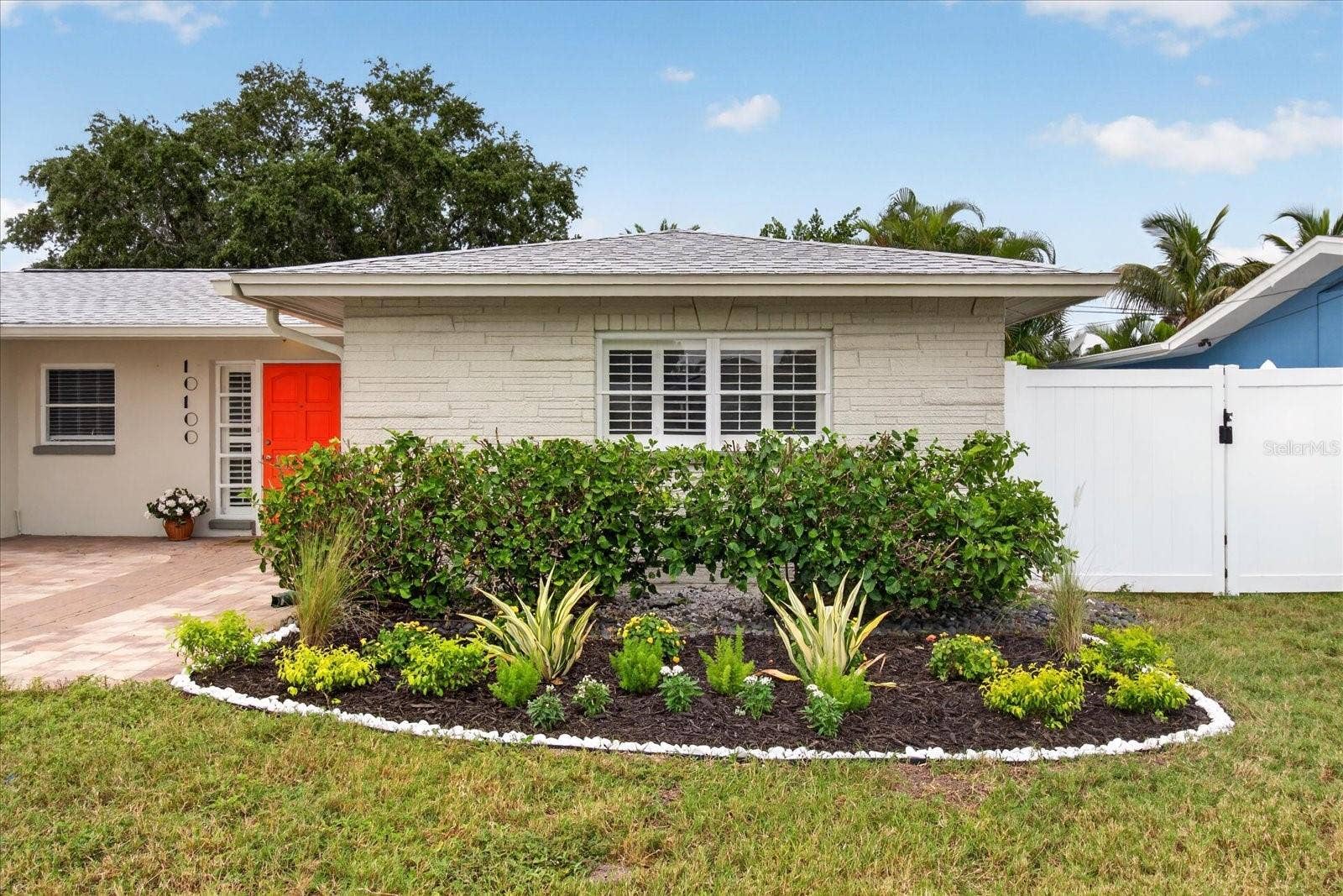 10100 PARADISE BOULEVARD, Treasure Island, FL 33706 10100 PARADISE BOULEVARD, Treasure Island, FL 33706
