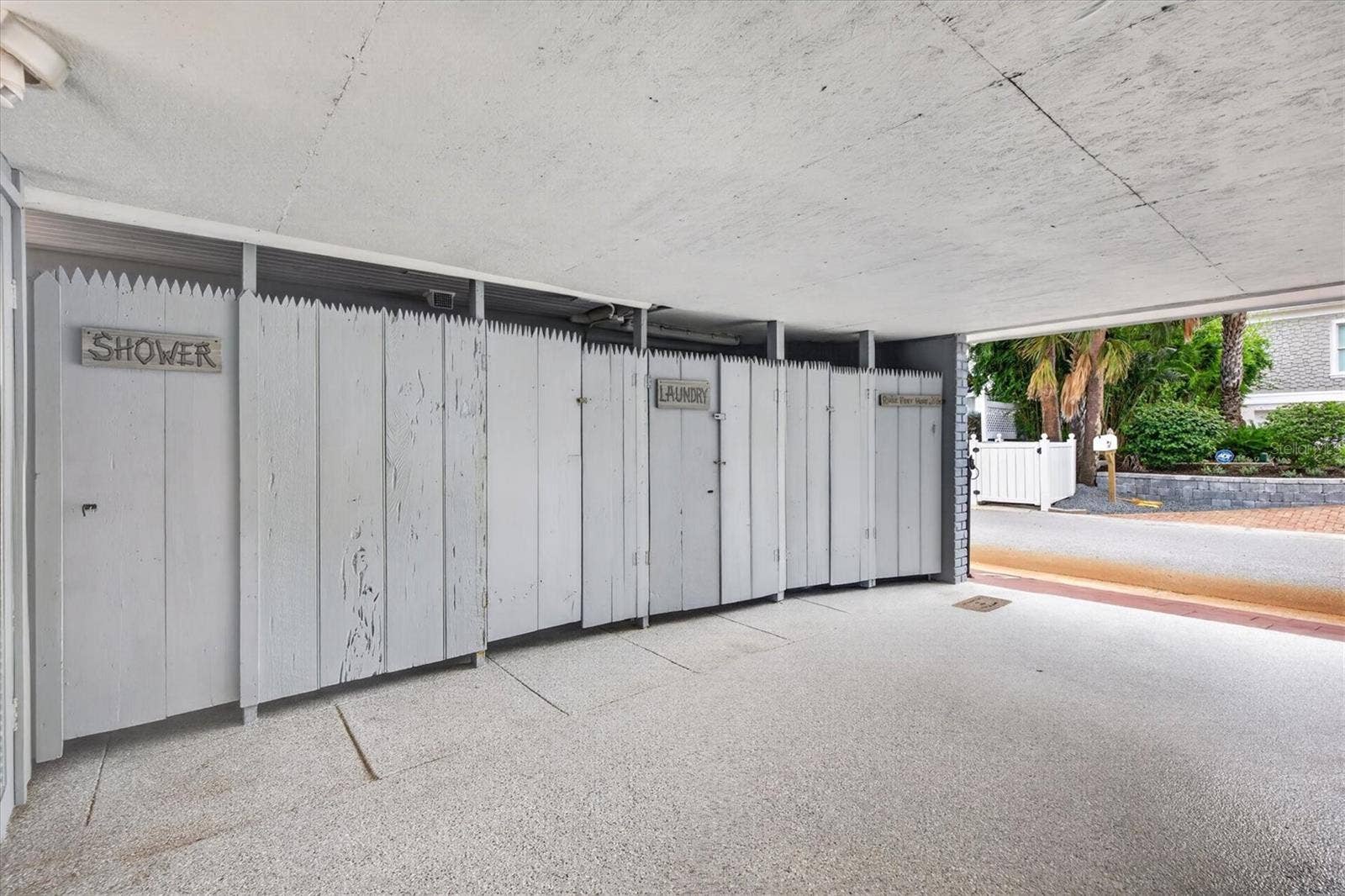2802 PASS A GRILLE WAY, #2, St Petersburg, FL 33706 2802 PASS A GRILLE WAY, #2, St Petersburg, FL 33706