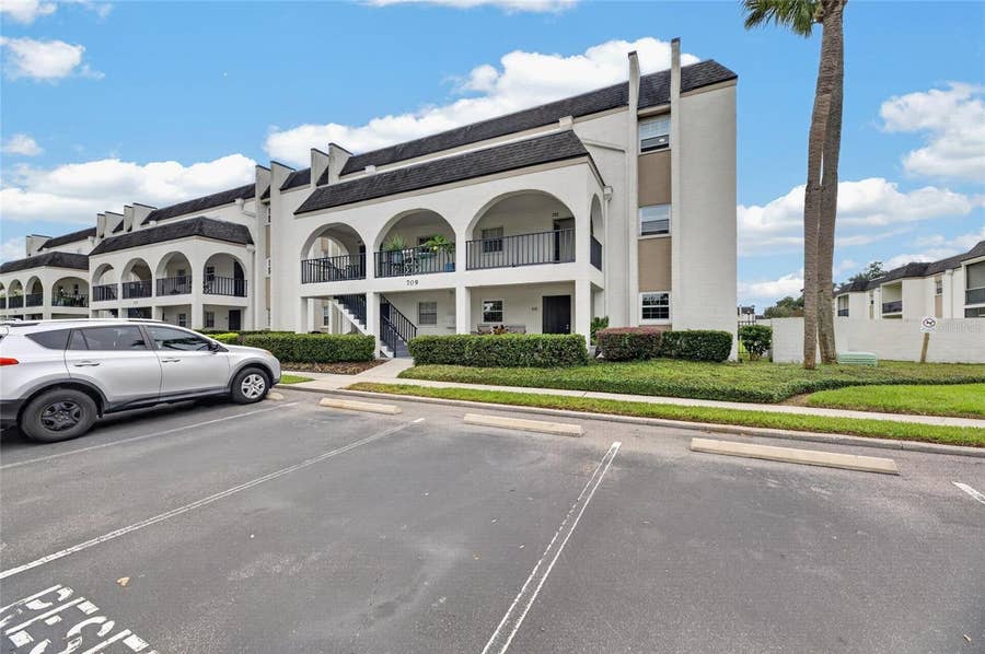 Property photo for 709 RUSSELL LANE, #C221, Brandon, FL