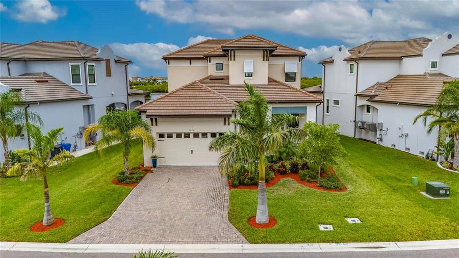 Property photo for 1074 SEAGRAPE DRIVE, Ruskin, FL