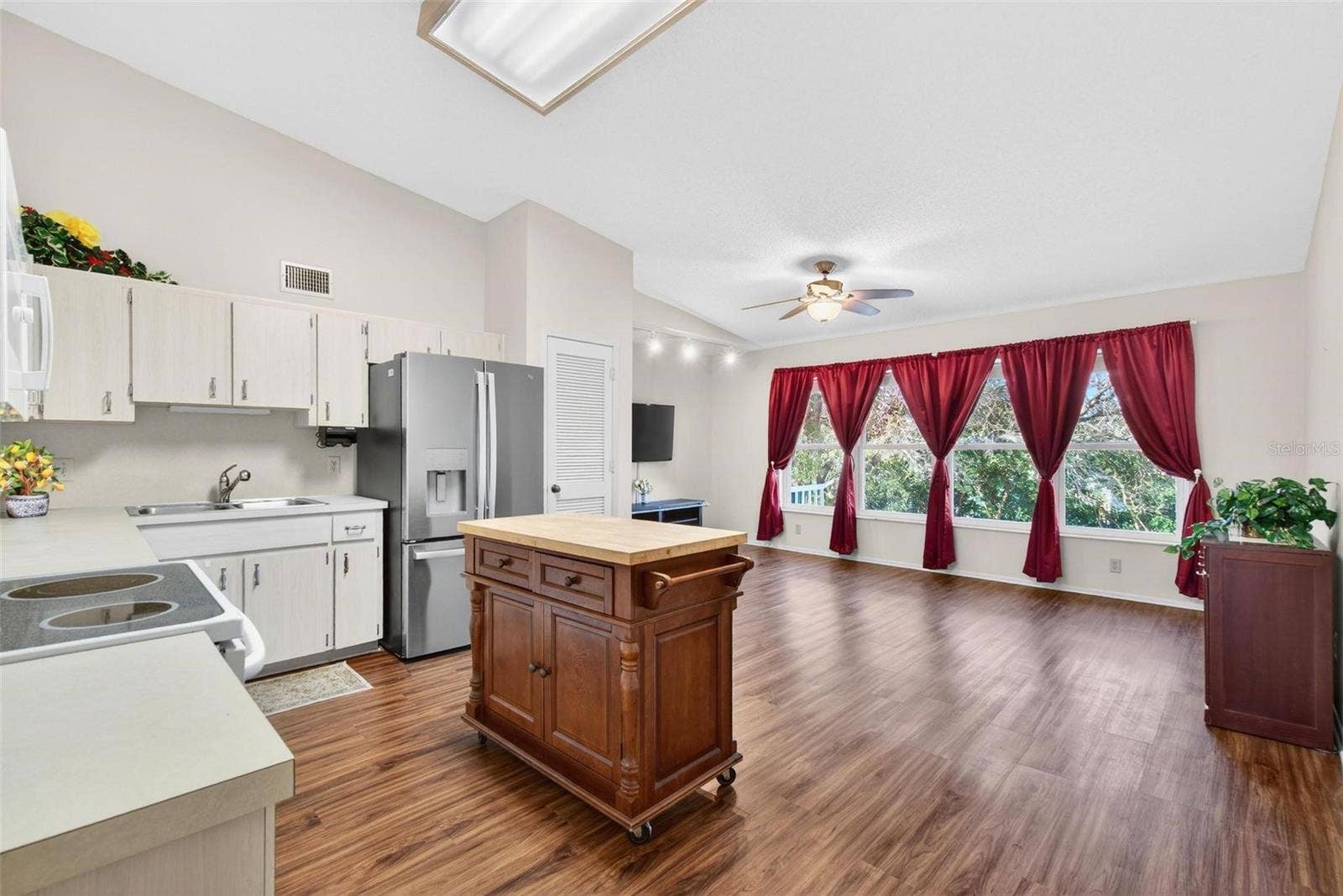 2220 SWEDISH DRIVE, #56, Clearwater, FL 33763 2220 SWEDISH DRIVE, #56, Clearwater, FL 33763
