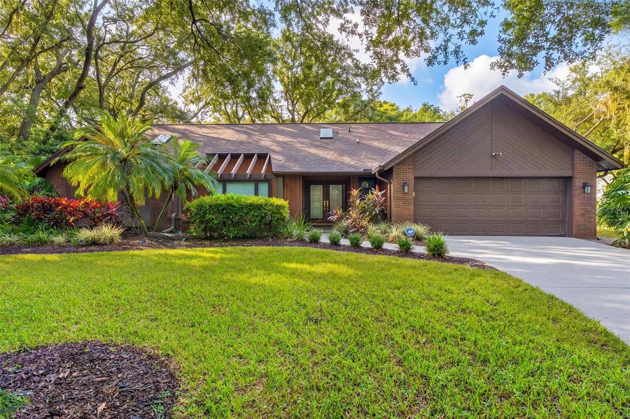 Property photo for 3300 MEADOW VIEW LANE, Palm Harbor, FL