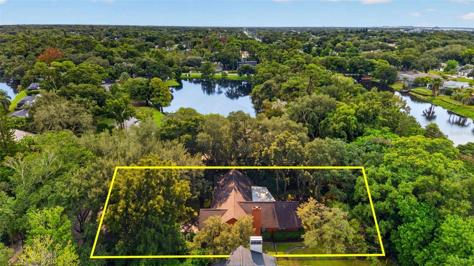 3300 MEADOW VIEW LANE, Palm Harbor, FL 34683