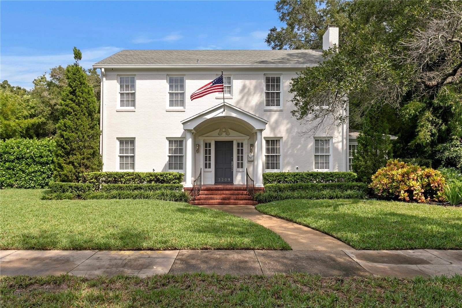 3209 W PARKLAND BOULEVARD, Tampa, FL 33609 3209 W PARKLAND BOULEVARD, Tampa, FL 33609