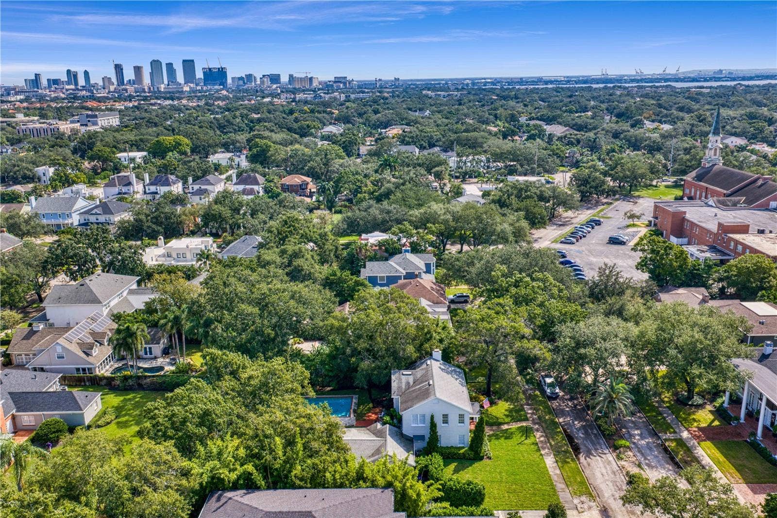 3209 W PARKLAND BOULEVARD, Tampa, FL 33609 3209 W PARKLAND BOULEVARD, Tampa, FL 33609