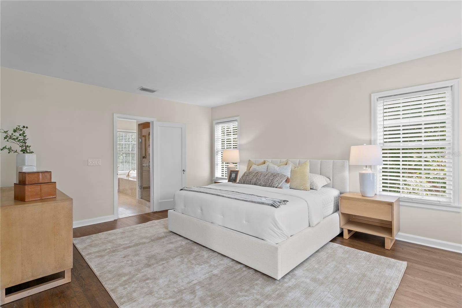 3209 W PARKLAND BOULEVARD, Tampa, FL 33609 3209 W PARKLAND BOULEVARD, Tampa, FL 33609