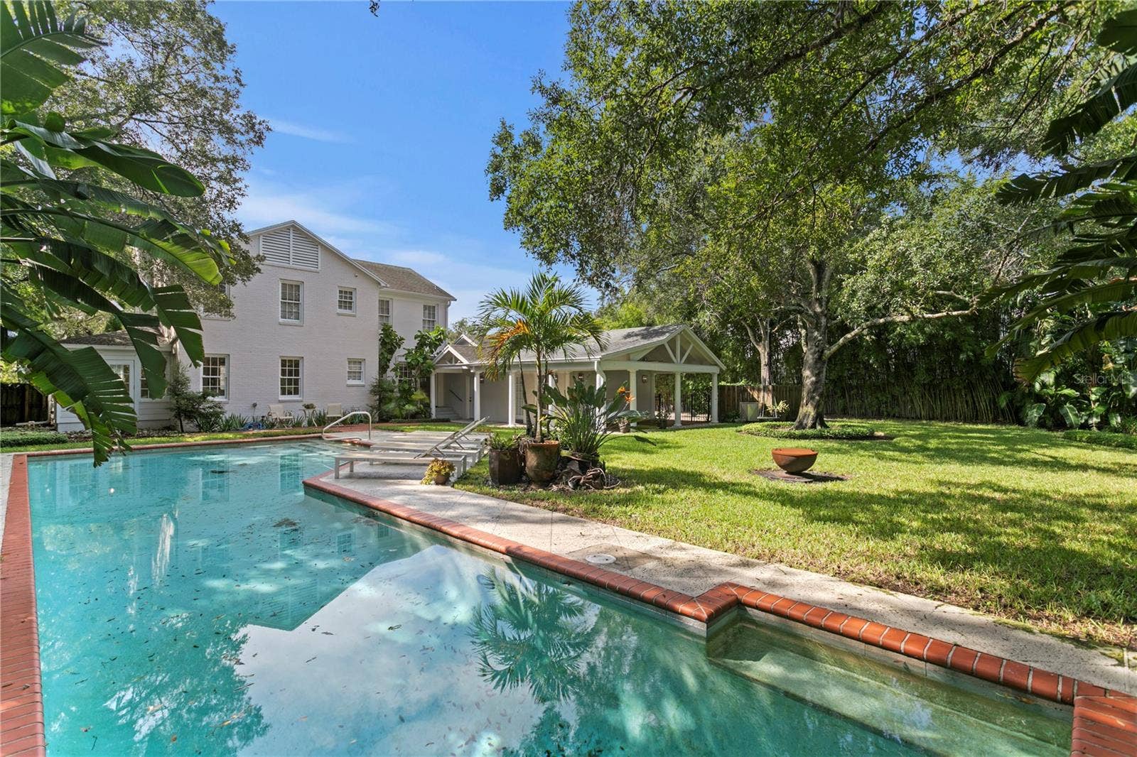 3209 W PARKLAND BOULEVARD, Tampa, FL 33609 3209 W PARKLAND BOULEVARD, Tampa, FL 33609