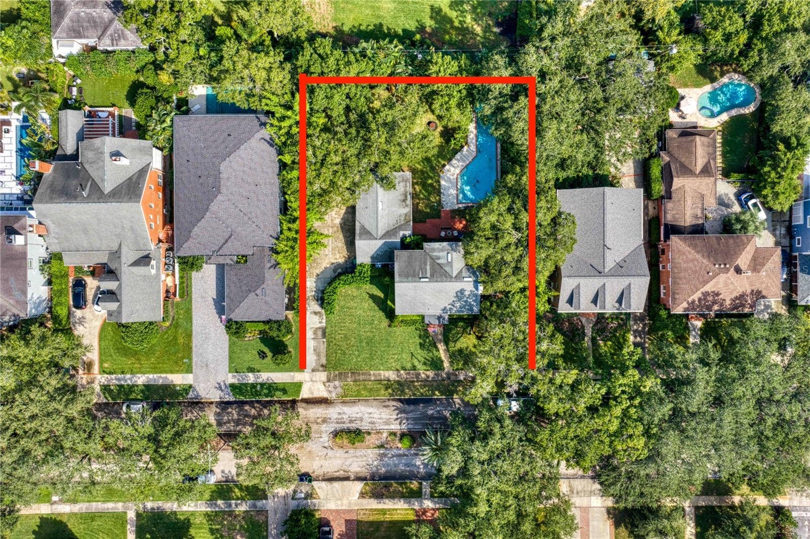 3209 W PARKLAND BOULEVARD, Tampa, FL 33609 3209 W PARKLAND BOULEVARD, Tampa, FL 33609