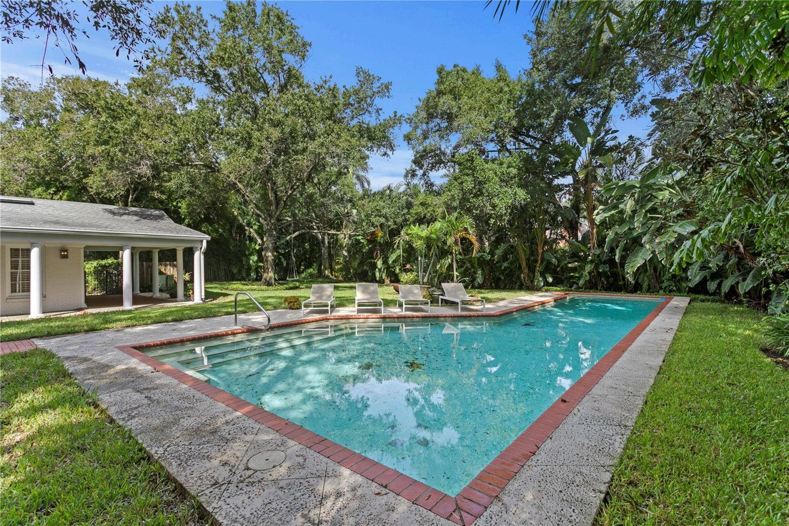 3209 W PARKLAND BOULEVARD, Tampa, FL 33609 3209 W PARKLAND BOULEVARD, Tampa, FL 33609