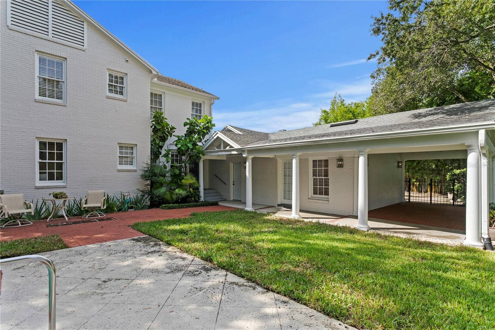 3209 W PARKLAND BOULEVARD, Tampa, FL 33609 3209 W PARKLAND BOULEVARD, Tampa, FL 33609