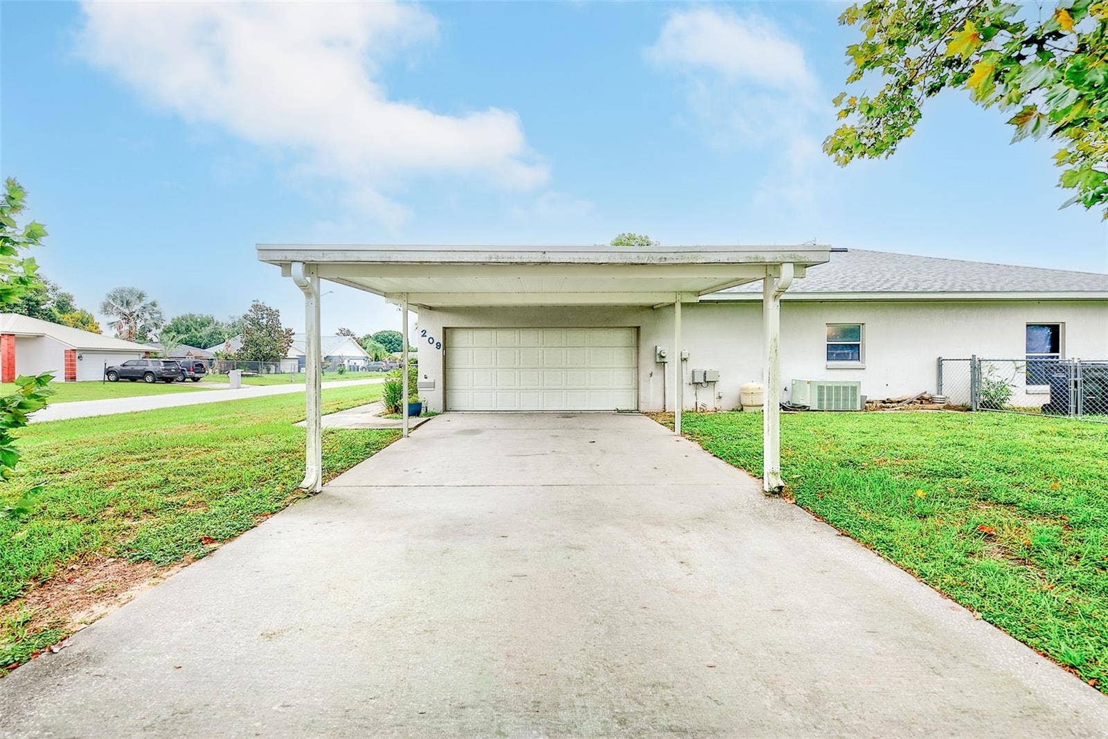 209 WHITE CLIFF BOULEVARD, Auburndale, FL 33823 209 WHITE CLIFF BOULEVARD, Auburndale, FL 33823