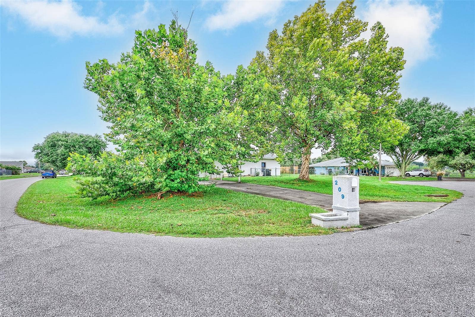 209 WHITE CLIFF BOULEVARD, Auburndale, FL 33823 209 WHITE CLIFF BOULEVARD, Auburndale, FL 33823