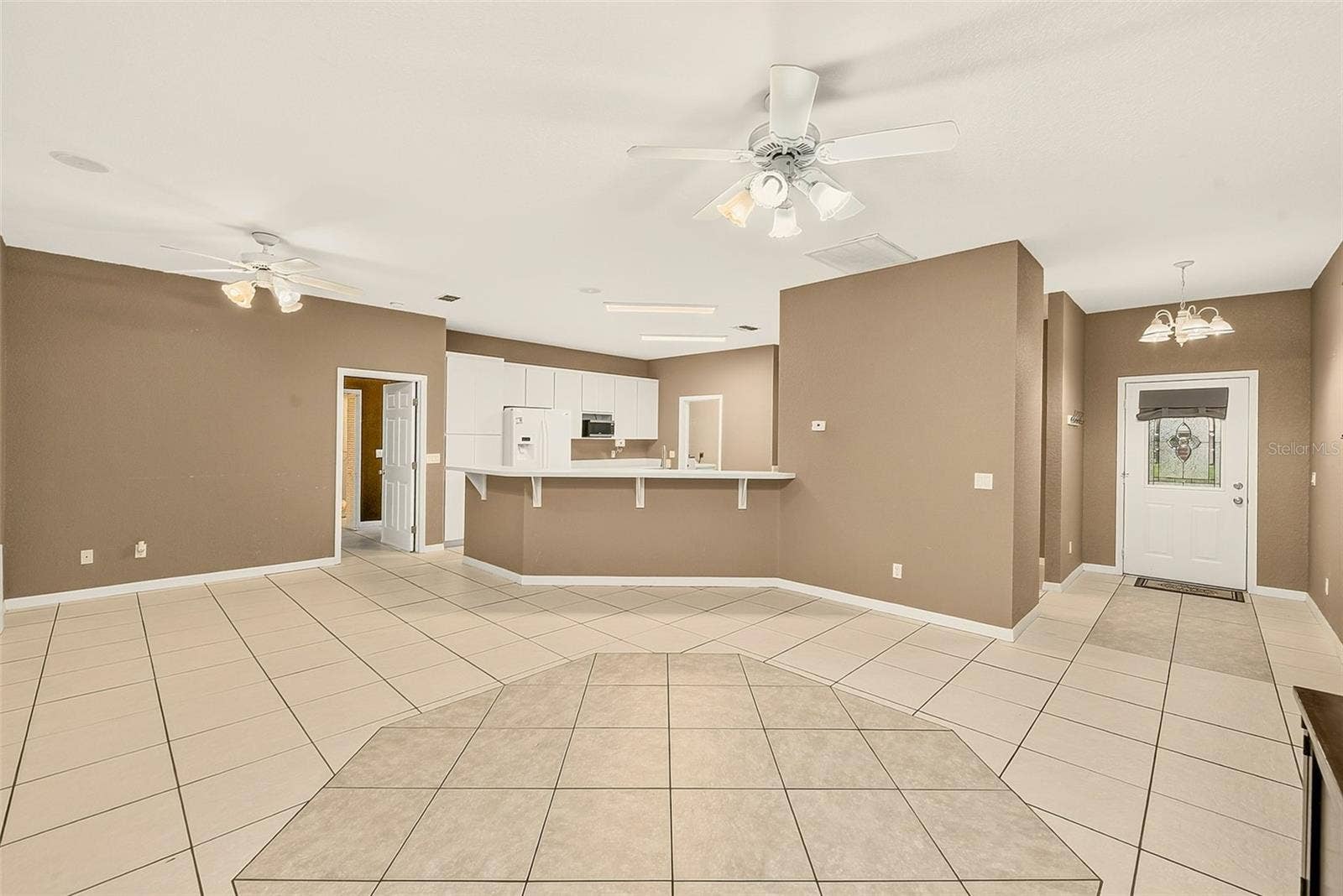 209 WHITE CLIFF BOULEVARD, Auburndale, FL 33823 209 WHITE CLIFF BOULEVARD, Auburndale, FL 33823