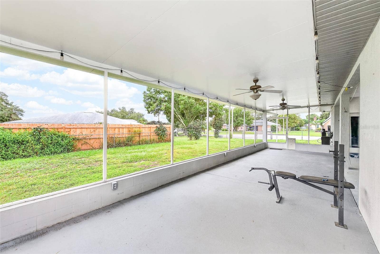 209 WHITE CLIFF BOULEVARD, Auburndale, FL 33823 209 WHITE CLIFF BOULEVARD, Auburndale, FL 33823
