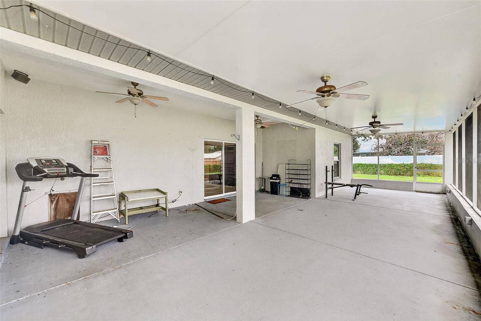 209 WHITE CLIFF BOULEVARD, Auburndale, FL 33823 209 WHITE CLIFF BOULEVARD, Auburndale, FL 33823