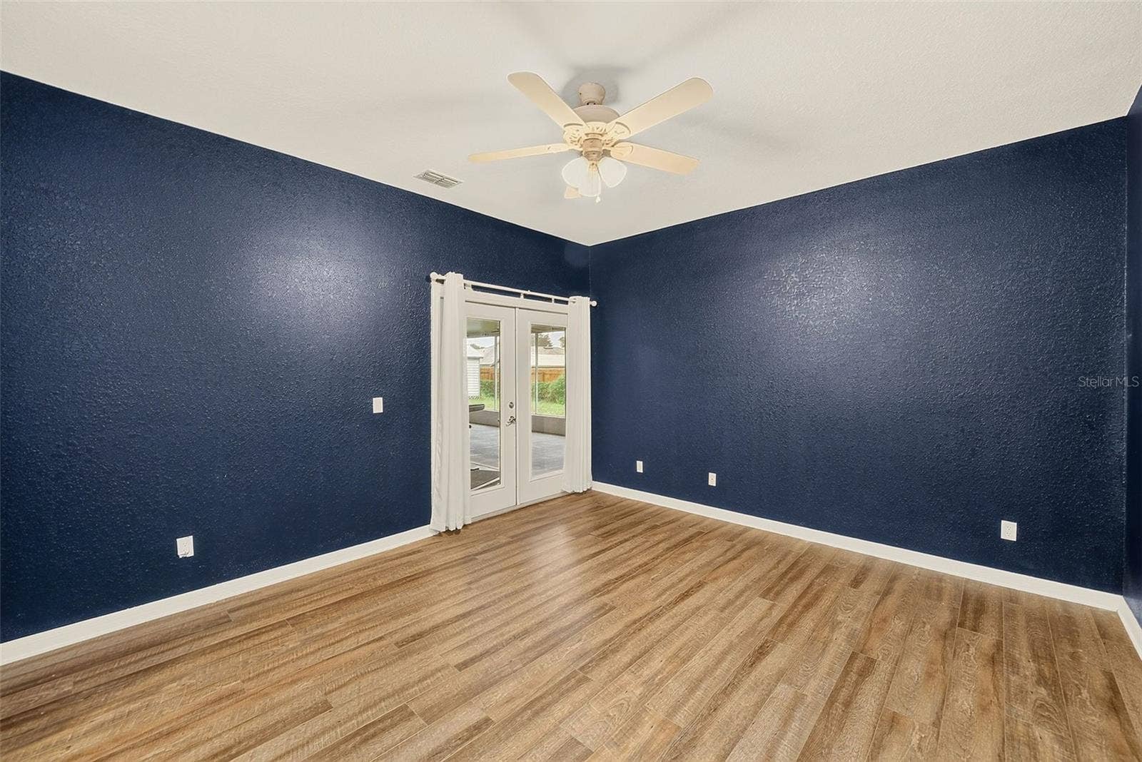 209 WHITE CLIFF BOULEVARD, Auburndale, FL 33823 209 WHITE CLIFF BOULEVARD, Auburndale, FL 33823