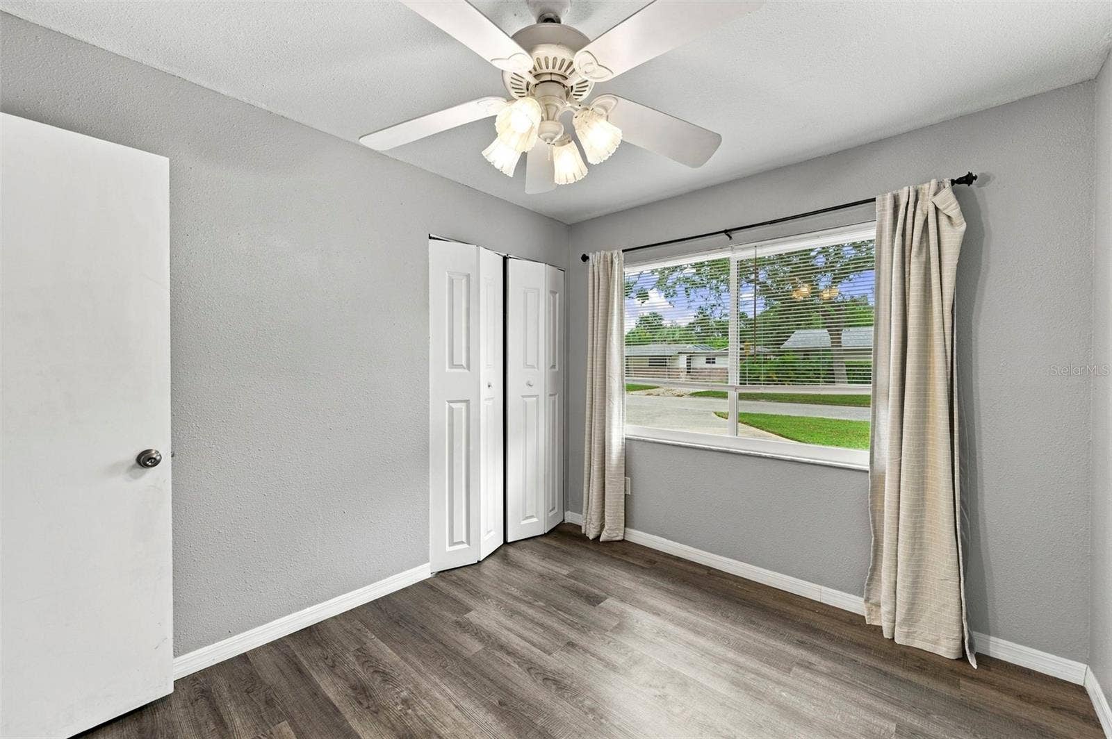 6726 12TH STREET N, St Petersburg, FL 33702